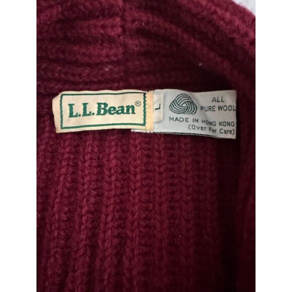 Vintage L.L.Bean 100% Wool Women's Cardigan, Maroon, Large. - Picture 4 of 6